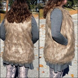 Boutique Jackets & Coats - A5️⃣🌟! Size XS only!! Tan Fur Vest! NEW! Boutique Jackets & Coats - A5️⃣🌟! Size XS only!! Tan Fur Vest! NEW!